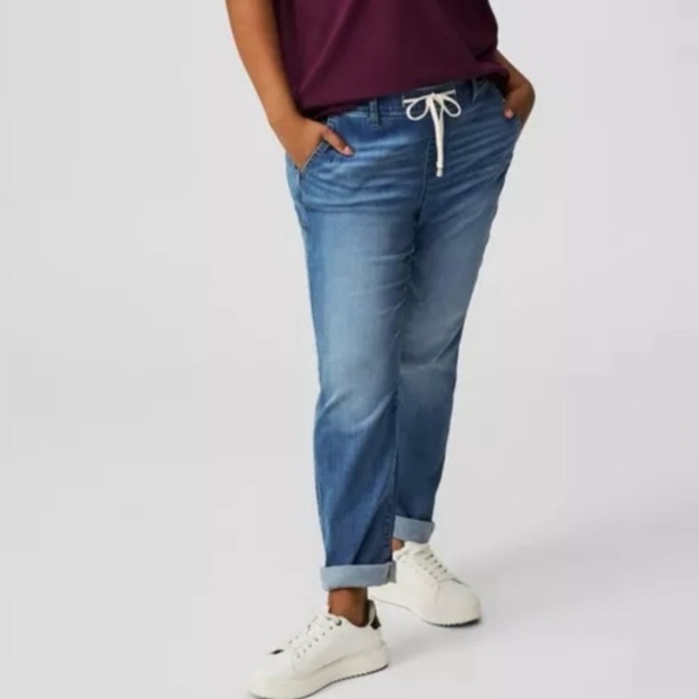 Torrid Weekend Boyfriend Straight Super Soft Drawstring Pull-on Size 3R (24W)